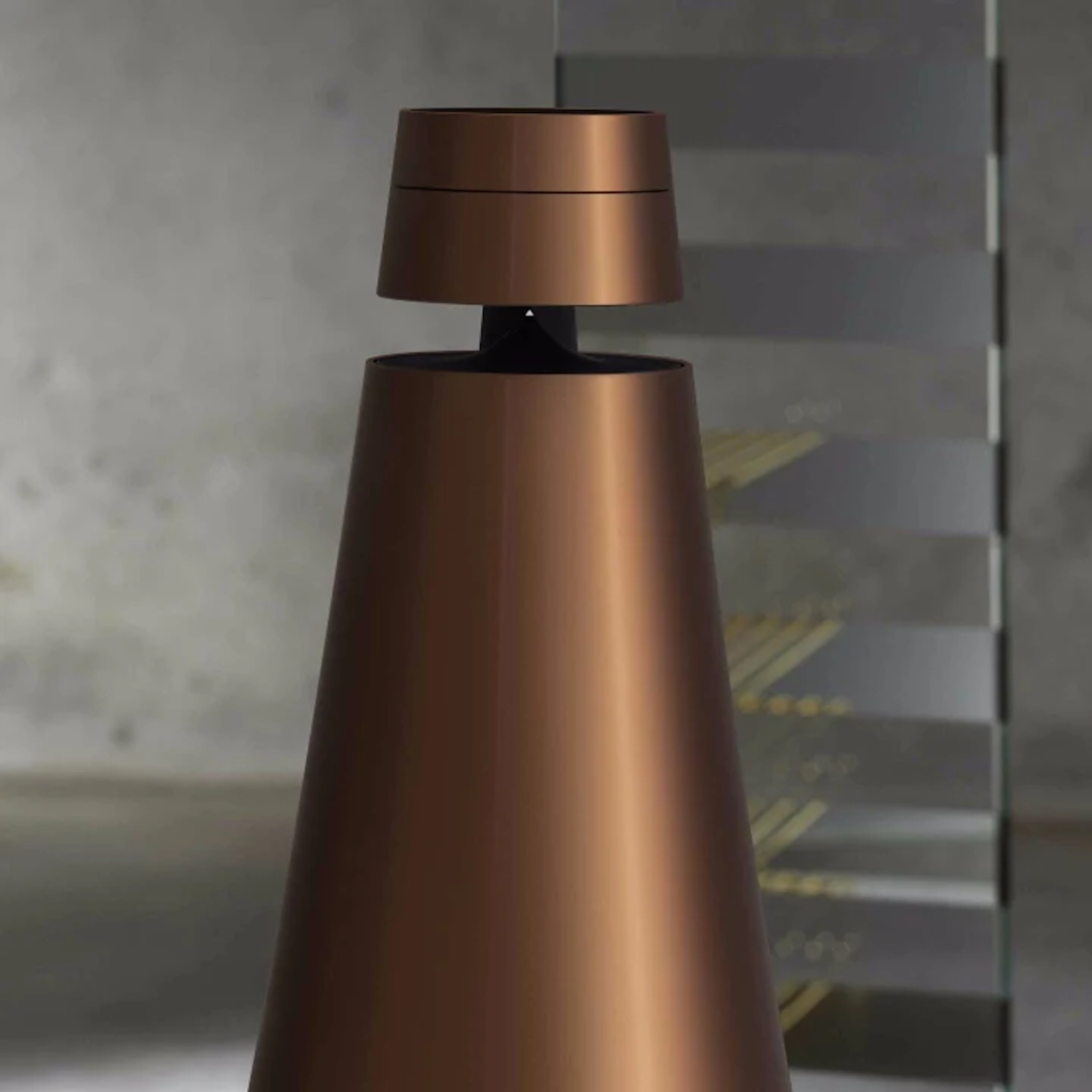 Bang & Olufsen Beosound 1 l Bronze Tone l Portable Wireless Wi-Fi & Bluetooth Speaker l Auto Falante Sem Fio Portátil 360º l Bateria de até 12 horas l Acoustic Lens Technology l WiFi & Bluetooth l Chromecast & Google Assistant Integrados l Compatível com Apple 2 & Spotify Connect l Recomendado para áreas de 10m² até 50m² - buy online