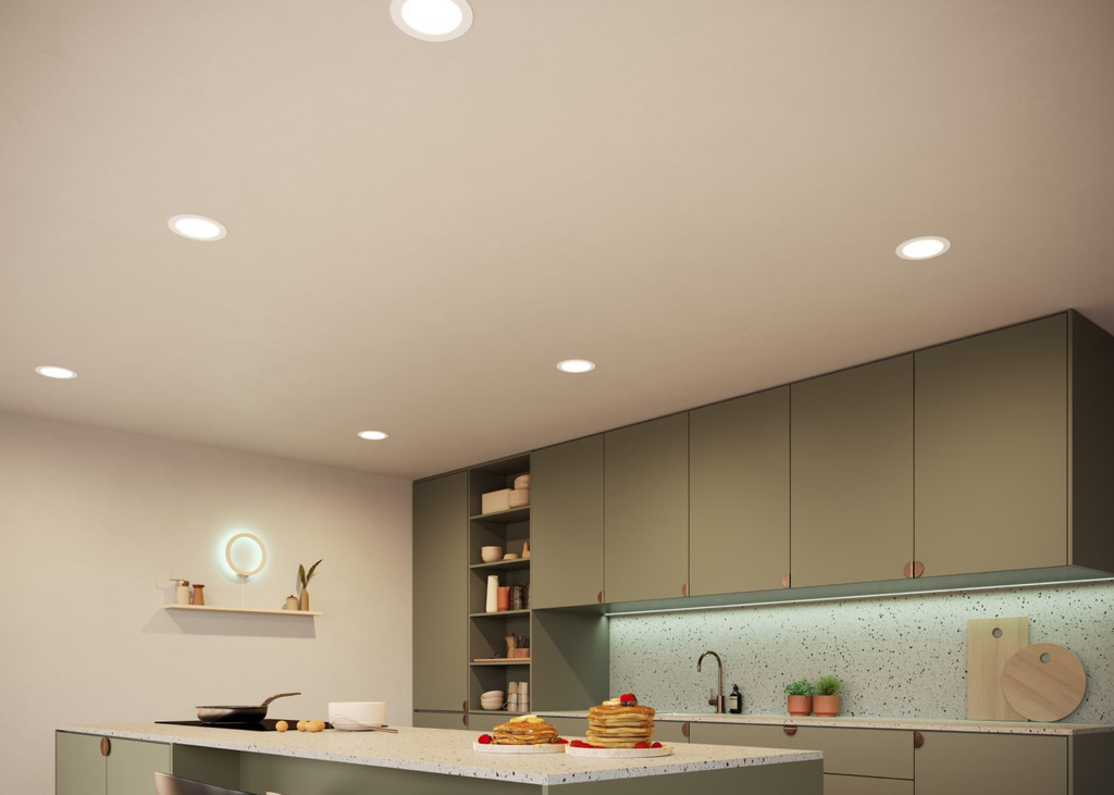 Philips Hue White and Color Ambiance Bluetooth | Dimmable LED Smart Retrofit Recessed Downlight 5/6" l 2ª Geração | Luminária Spot de Teto de Embutir l Fluxo Luminoso 1,100 lumens | Luminária Spot de Teto de Embutir | Compatível com a Alexa, Apple Homekit & Google Assistant | 4-Pack - loja online