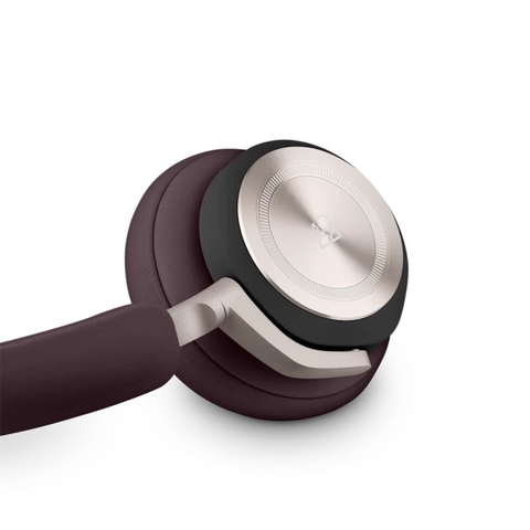 Bang & Olufsen Beosound HX l Over-Ear Headphones l Noise-Canceling Wireless l Cancelamento de ruído ativo adaptativo l Modo de transparência l Até 40 horas de bateria l Até 12 metros de alcance l Escolha a cor