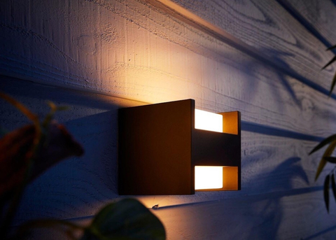 Philips Hue Fuzo Edge White LED Smart Outdoor Wall Light | Luminária de Parede | Compatível com a Alexa, Apple Homekit & Google Assistant | Requer Hue Bridge - comprar online