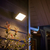 Philips Hue Discover Outdoor Floodlight l Luminária de Parede l Projetor de Segurança l Poderoso Fluxo Luminoso 2.300 lumen l LED Integrado l Compatível com a Alexa, Apple Homekit & Google Assistant | Requer Hue Bridge - comprar online