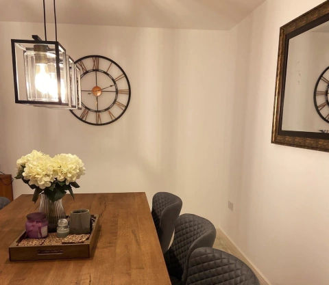 Philips Hue White Ambiance Dimmable Smart Filament G25 l Lâmpada Globo l LED de Filamento Vintage l 1ª Geração l Mais Brilhantes l Branco Quente a Branco Frio | Compatível com Alexa, Apple Homekit & Google Assistant | Funciona com Bluetooth e/ou com a Hue Bridge - online store