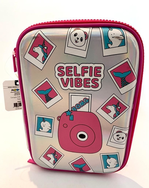 Cartuchera con Relieve Kawaii