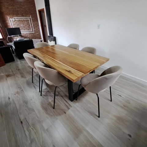 MESA DE PETIRIBI PATAS DE CAÑO MODELO U (SOLO MESA)