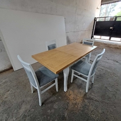 MESA EXTENSIBLE BICOLOR + 4 SILLAS