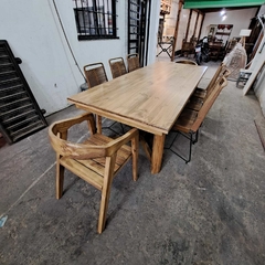 Imagen de MESA ESTILO CAMPO DE 2.40 X 1.00 PATAS Y + 6 SILLAS TULUM + 2 SILLAS COLONIALES
