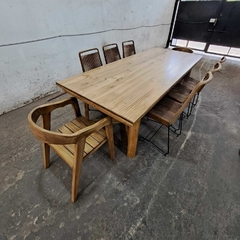 MESA ESTILO CAMPO DE 2.40 X 1.00 PATAS Y + 6 SILLAS TULUM + 2 SILLAS COLONIALES - Muebles Priscob