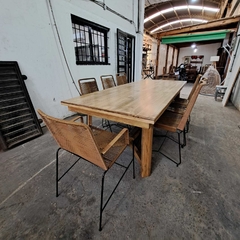 MESA ESTILO CAMPO DE 2.40 X 1.00 PATAS Y + 6 SILLAS TULUM + 2 SILLONCITOS TULUM