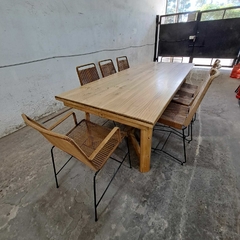 MESA ESTILO CAMPO DE 2.40 X 1.00 PATAS Y + 6 SILLAS TULUM + 2 SILLONCITOS TULUM - Muebles Priscob