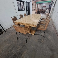 Imagen de MESA RESTORATION + SILLAS TULUM