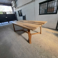 MESA DE GUAYUBIRA PATAS Y - comprar online
