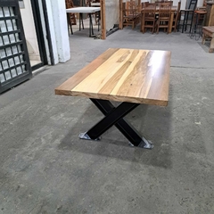 MESA RATONA EN PETIRIBI PATAS DE HIERRO - tienda online