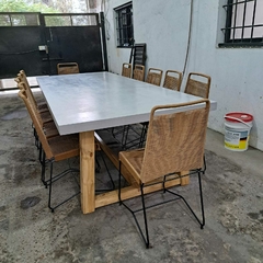 MESA DE MICROCEMENTO + SILLAS TULUM en internet