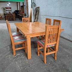 MESA ESTILO CAMPO + 6 SILLAS HINDU TAPIZADAS TODO LAQUEADO - comprar online