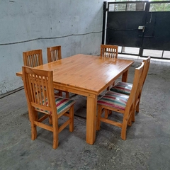 MESA ESTILO CAMPO + 6 SILLAS HINDU TAPIZADAS TODO LAQUEADO - Muebles Priscob