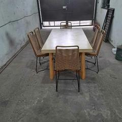 MESA DE MICROCEMENTO + SILLAS TULUM en internet