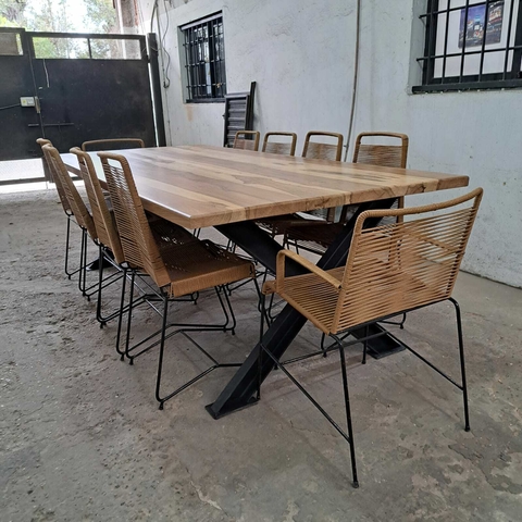 MESA DE PETIRIBI PATAS UPN + TULUM