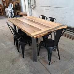 MESA DE GUAYUBIRA BETA CRUZADA + SILLAS TOLIX - tienda online
