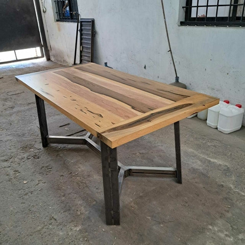 MESA DE GUAYUBIRA PATAS MODELO Y INDUSTRIALES