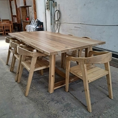 Imagen de MESA DE PETIRIBI + SILLAS COLONIALES