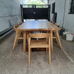 MESA DE PETIRIBI + SILLAS COLONIALES - Muebles Priscob
