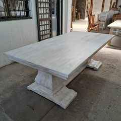 Imagen de MESA ESTILO CAMPO PATAS FRANCESAS