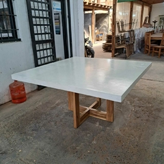 MESA DE MICROCEMENTO CUADRADA - Muebles Priscob