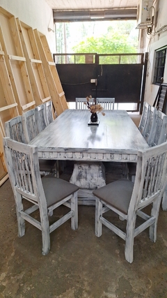 MESA RESTORATION PATAS FRANCESAS + SILLAS HINDU - Muebles Priscob