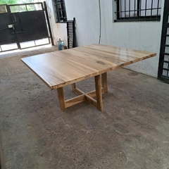 MESA CUADRADA DE PETIRIBI en internet