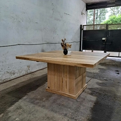 MESA DE PETIRIBI PATA CUBO en internet