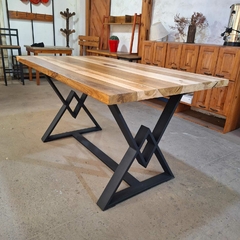 MESA DE PETIRIBI PATAS W en internet