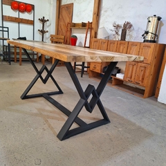 MESA DE PETIRIBI PATAS W - comprar online