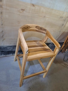 SILLA ALTA COLONIAL EN PETIRIBI - comprar online