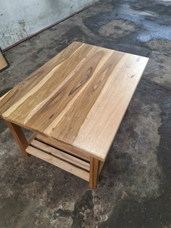 MESA RATONA CON ESTANTE VARILLADO en internet