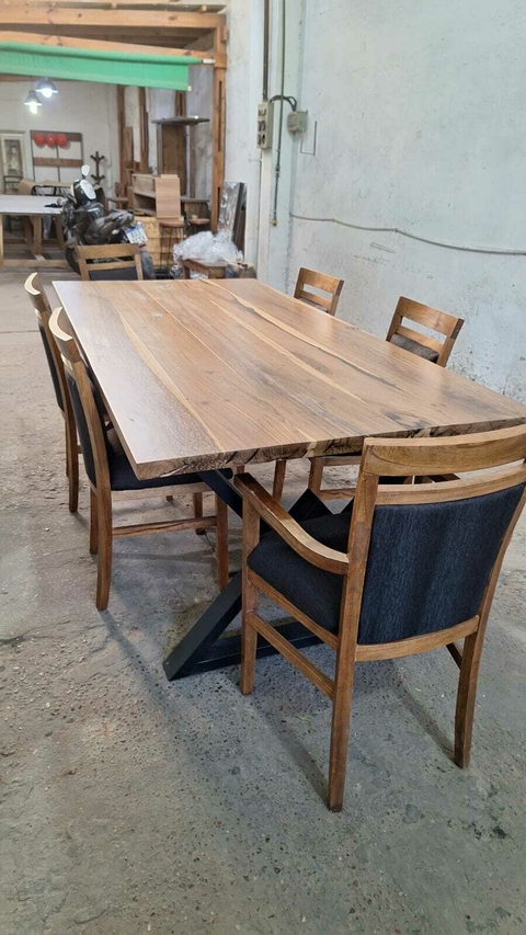 MESA DE GUAYUBIRA + SILLAS RESPALDITO