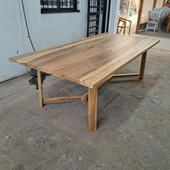 Imagen de MESA DE PETIRIBI 2.40 X 1.20 PATAS MODELO Y