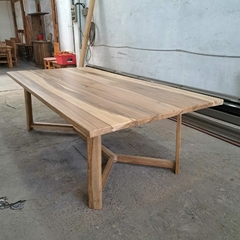 MESA DE PETIRIBI 2.40 X 1.20 PATAS MODELO Y - tienda online