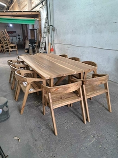 MESA DE PETIRIBI + SILLONCITOS DE PINO MACIZO - comprar online