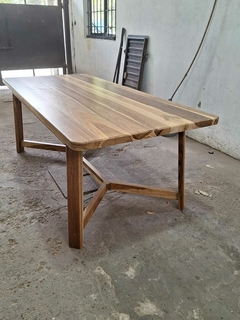 MESA DE PETIRIBI PUNTAS REDONDEADAS en internet