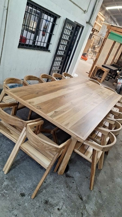 MESA DE PETIRIBI PATAS Y + SILLAS COLONIALES - comprar online