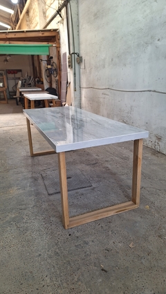 MESA DE SPL CON PATAS MODELO U - comprar online