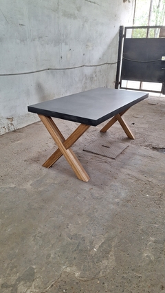 MESA DE MICRO CON PATAS X - comprar online