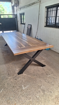 MESA DE GUAYUBIRA BETA CRUZADA PATAS MODELO CRUZ - comprar online