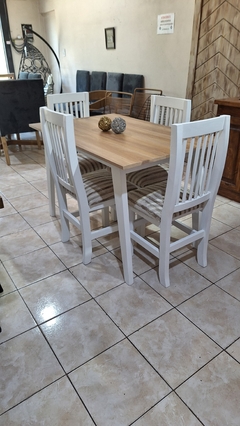 Imagen de MESA DE MELAMINA + SILLAS HINDU