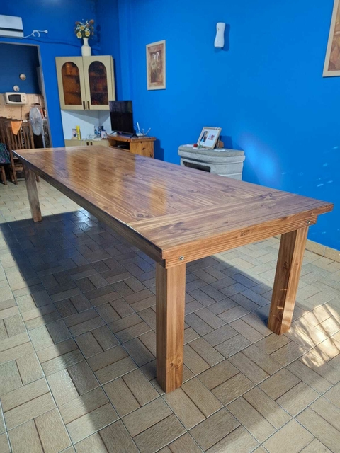 MESA ESTILO CAMPO TEÑIDA Y LAQUEADA (SOLO MESA)