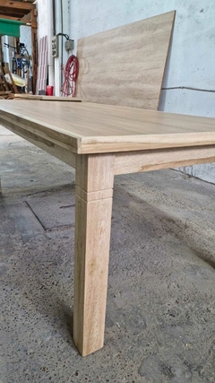 MESA DE PETIRIBI PATAS PARIS - comprar online
