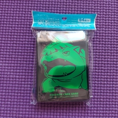 SLEEVE SHIELD POKÉMON CENTER - VENUSAUR METALIZADO - NOVO - Loja Geek | Altair Play