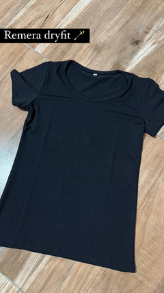 Remera lycra microperforada talle 2