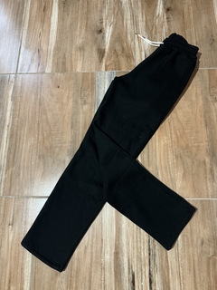 Pantalones frizados