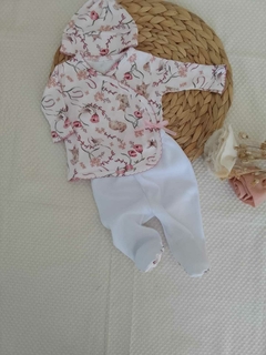 Ajuar Conejo Rosa ( batita)